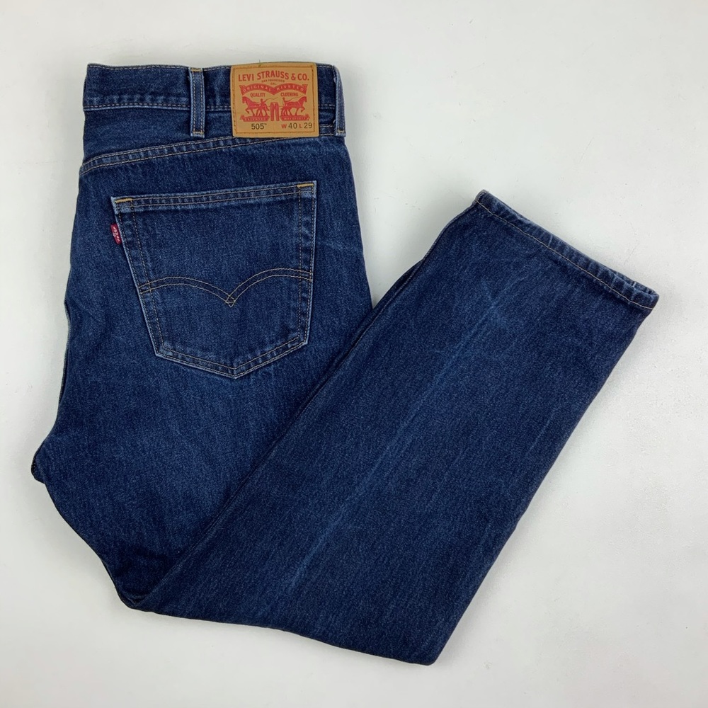 Vintage Levi’s 505 High Waist wedgie fit Jeans